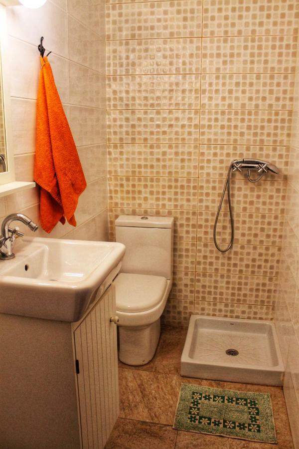 Apartment A Stone'S Throw From Santa Barbara Alicante Zewnętrze zdjęcie