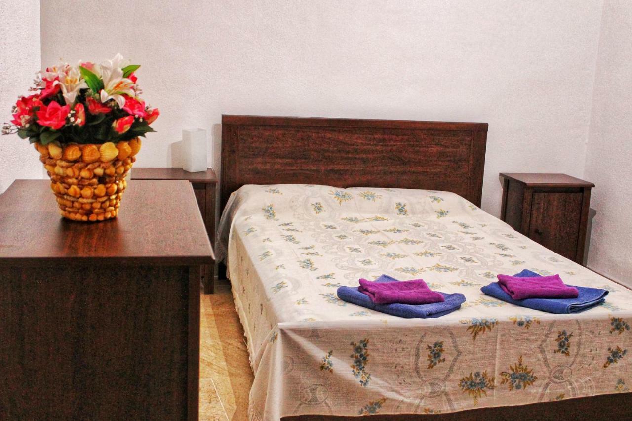 Apartment A Stone'S Throw From Santa Barbara Alicante Zewnętrze zdjęcie